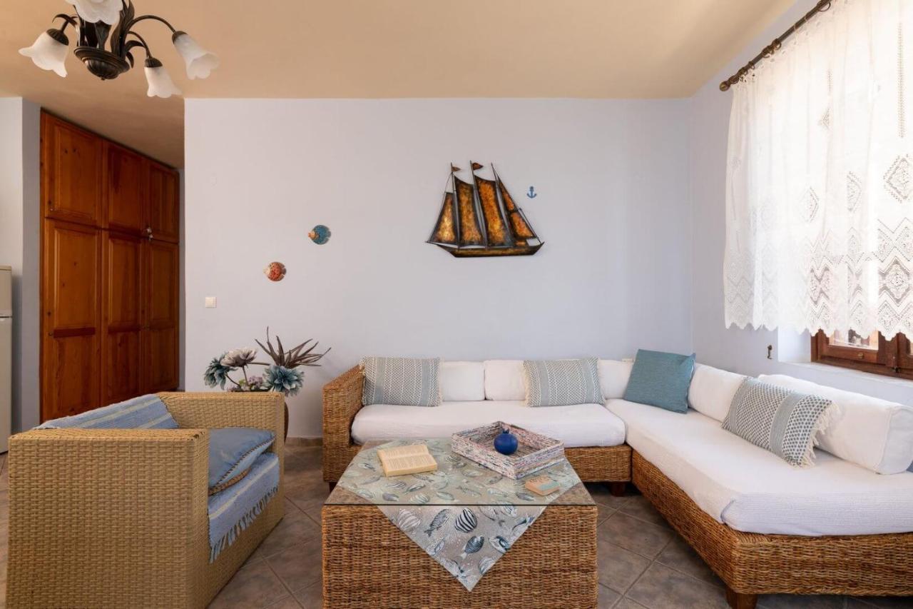 Villa Leleka Chalki Town Dış mekan fotoğraf